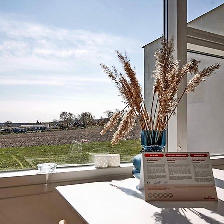 2 Person Holiday Home In Allinge Esterno foto
